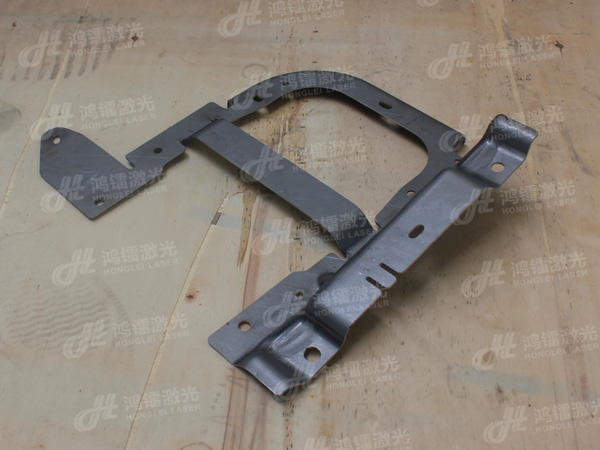 異形支架切孔