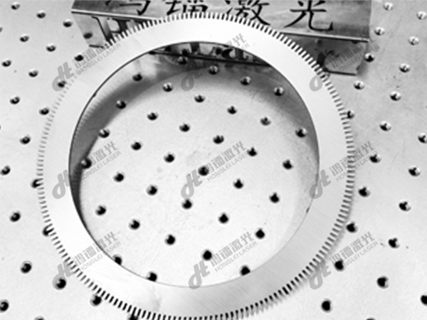 精密激光切割機齒輪鋸片切割